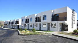 President Ilham Aliyev reviews completed 104-apartment residential complex in Zangilan (PHOTO)