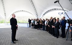 President Ilham Aliyev presents keys to apartments to residents of Mammadbayli and Aghali villages in Zangilan (PHOTO/VIDEO)