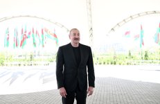 President Ilham Aliyev presents keys to apartments to residents of Mammadbayli and Aghali villages in Zangilan (PHOTO/VIDEO)