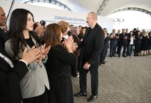 President Ilham Aliyev presents keys to apartments to residents of Mammadbayli and Aghali villages in Zangilan (PHOTO/VIDEO)