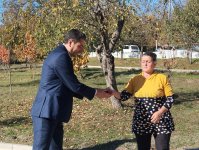 New wave of ex-IDPs setting in Khojaly's Badara village, get keys to homes (PHOTO)