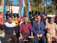 New wave of ex-IDPs setting in Khojaly's Badara village, get keys to homes (PHOTO)