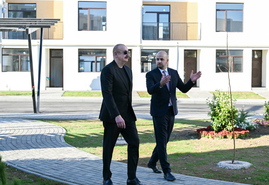 President Ilham Aliyev reviews completed 104-apartment residential complex in Zangilan (PHOTO)