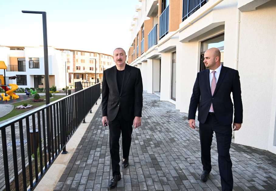 President Ilham Aliyev reviews completed 104-apartment residential complex in Zangilan (PHOTO)