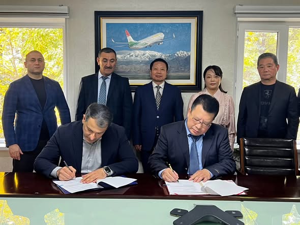 Tajik Somon Air inks MoU with Shanghai Haizhu to develop aircraft hangar project