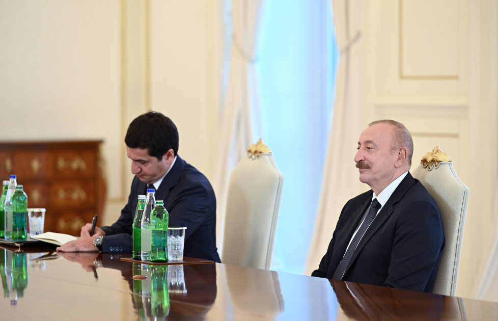 President Ilham Aliyev receives Chairman of UAE Federal National Council (PHOTO/VIDEO)