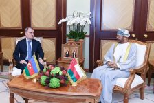 Azerbaijani, Omani foreign ministers hold one-on-one meeting (PHOTO)