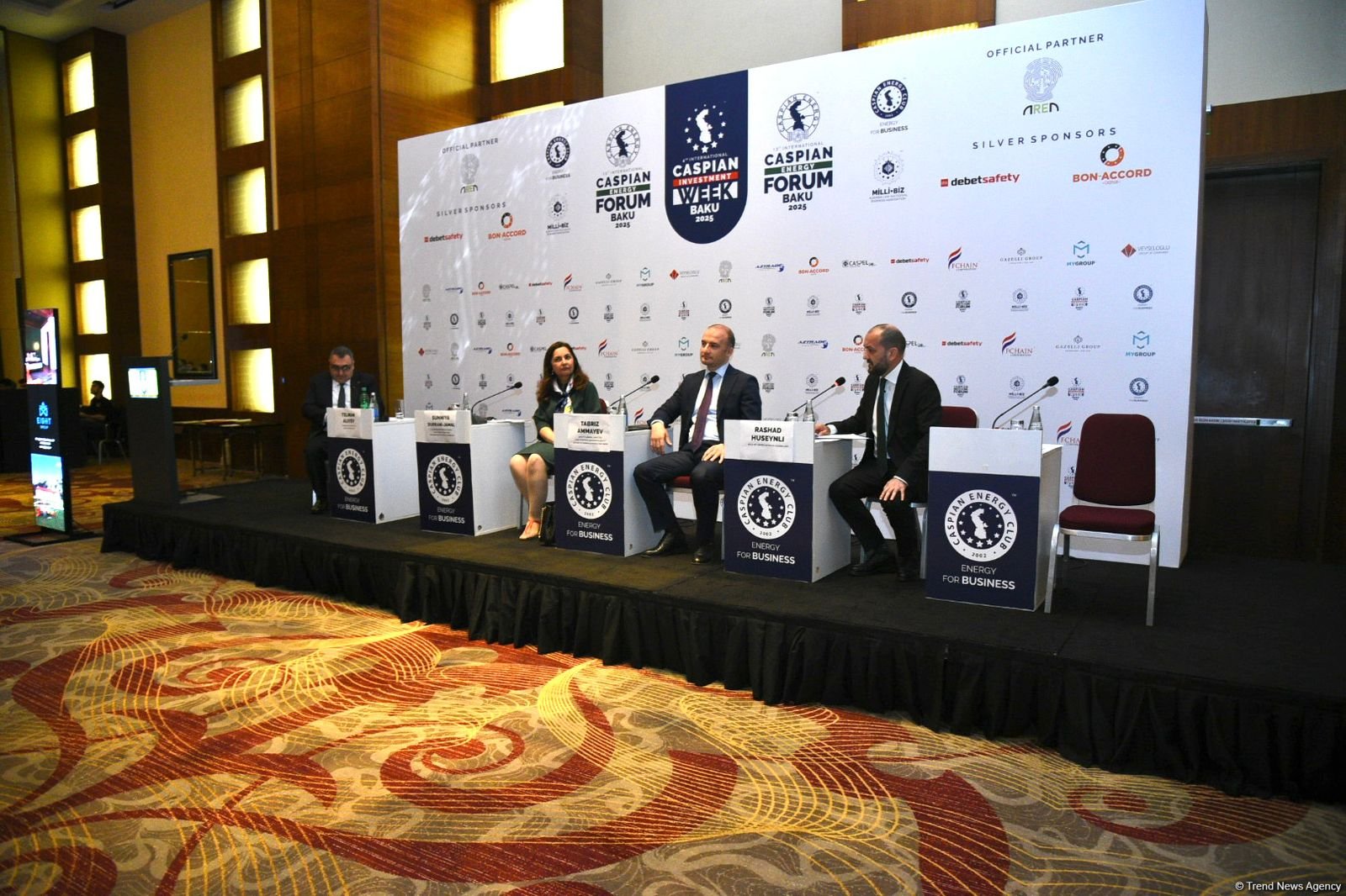 Hydrocarbon exports and new energy set to diversify Azerbaijan's economy – ADB