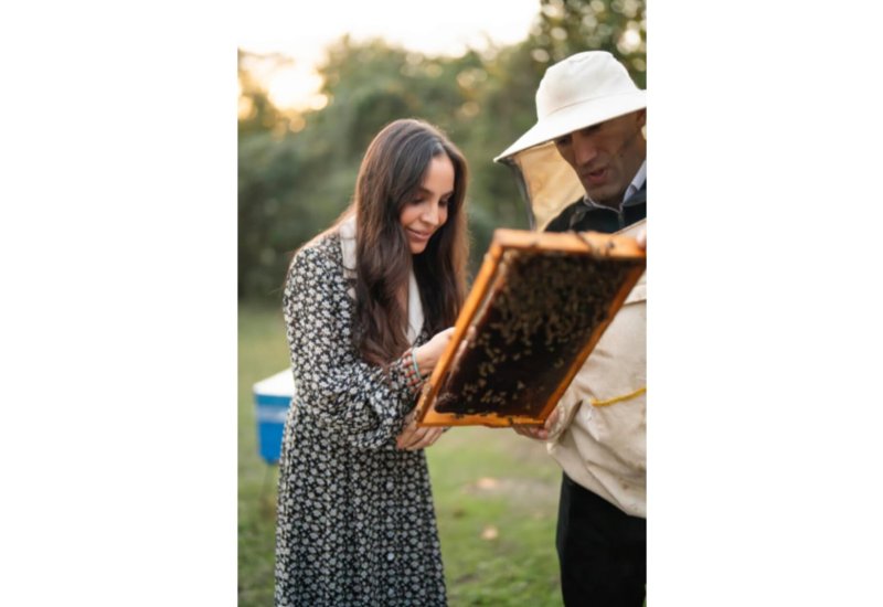 Heydar Aliyev Foundation VP Leyla Aliyeva visits participant of "Young Beekeeper" project in Gabala district (PHOTO)