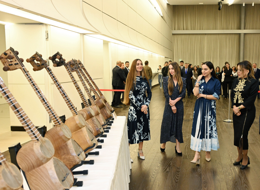 Presentation of musical instruments acquired with support from Heydar Aliyev Foundation held (PHOTO)