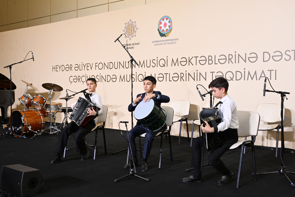 Presentation of musical instruments acquired with support from Heydar Aliyev Foundation held (PHOTO)