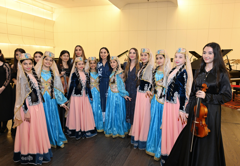 Presentation of musical instruments acquired with support from Heydar Aliyev Foundation held (PHOTO)