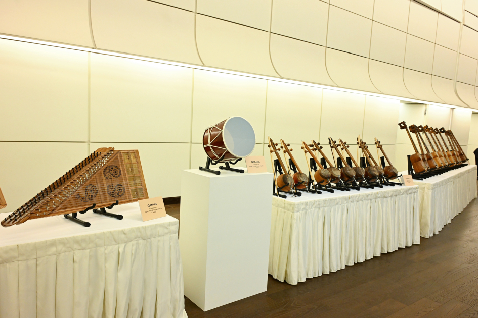 Presentation of musical instruments acquired with support from Heydar Aliyev Foundation held (PHOTO)