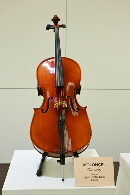 Presentation of musical instruments acquired with support from Heydar Aliyev Foundation held (PHOTO)