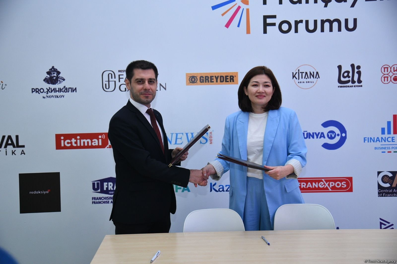 Kazakhstan's Qaztrade, Azexport sign memorandum of understanding (PHOTO)
