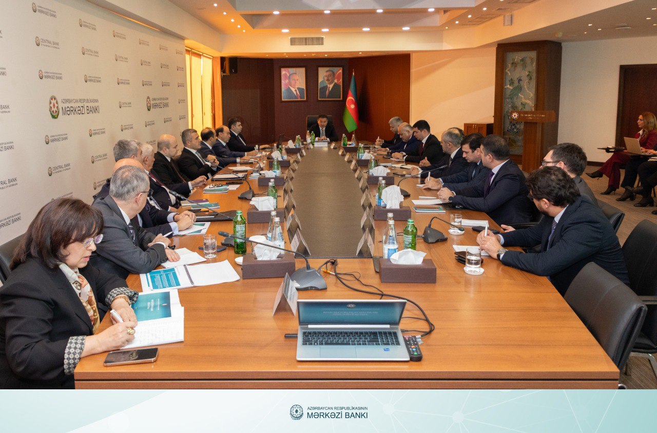 Azerbaijan explores emerging challenges within its banking landscape