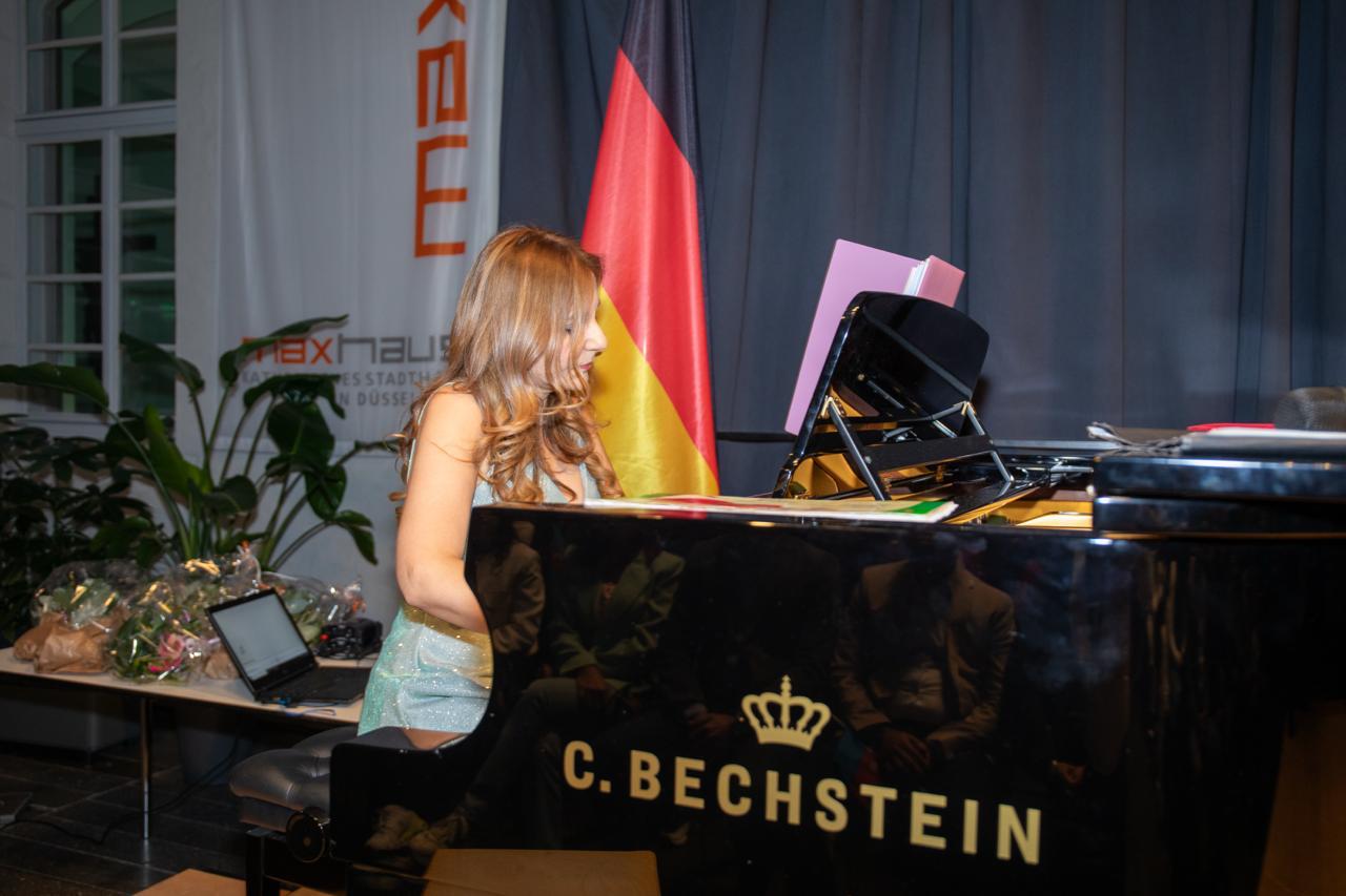 Azerbaijan’s ‘Songs of Victory’ concert strikes chord in Germany's Düsseldorf (PHOTO)