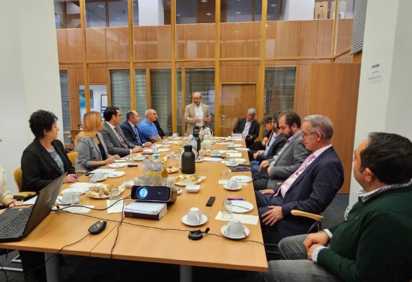 Azerbaijani community in Germany holds roundtable with local scholars (PHOTO)