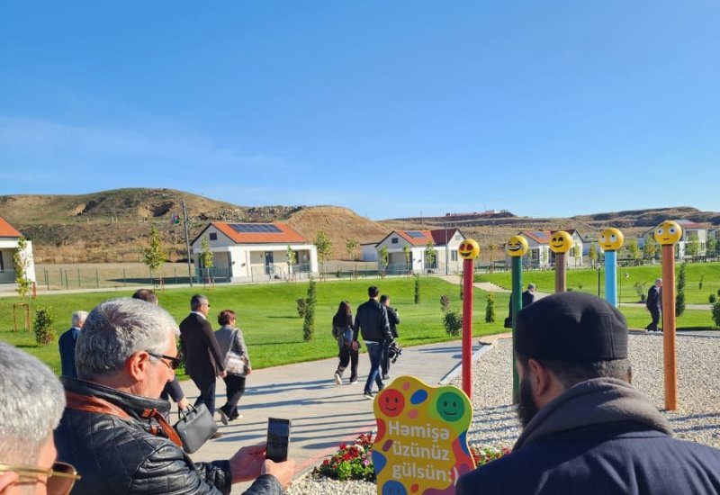 Ambassadors, heads of int'l organizations tour Azerbaijan's Horovlu (PHOTO/VIDEO)