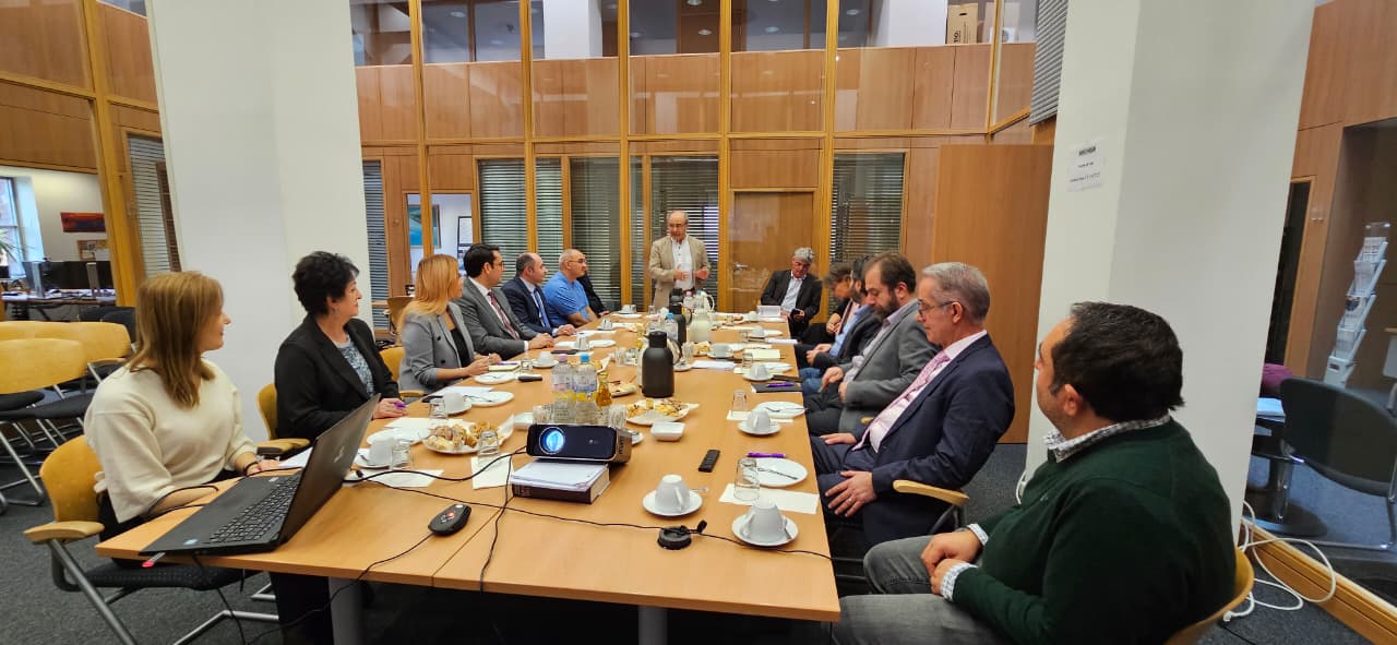 Azerbaijani community in Germany holds roundtable with local scholars (PHOTO)