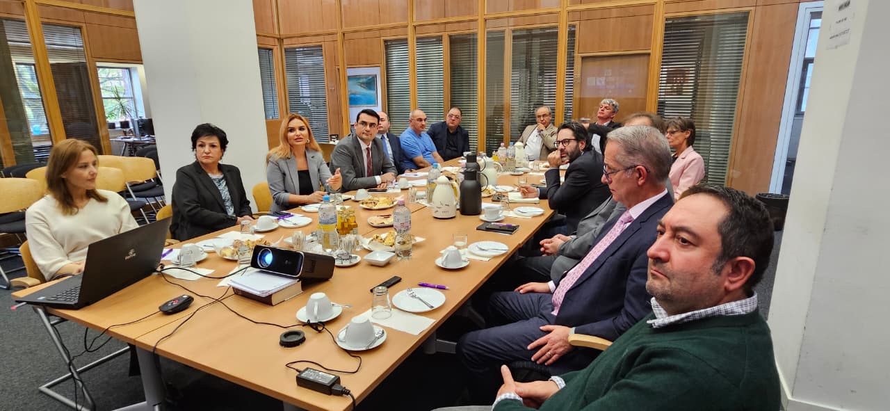 Azerbaijani community in Germany holds roundtable with local scholars (PHOTO)