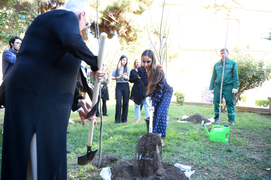 “Pistachio: Living Heritage” performance presented within “ART Weekend” (PHOTO)