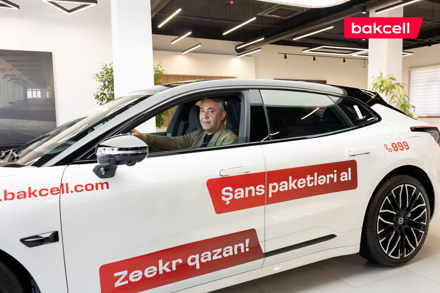 Great excitement in Bakcell’s mega lottery – the winner of the next luxury car has been announced! (PHOTO)