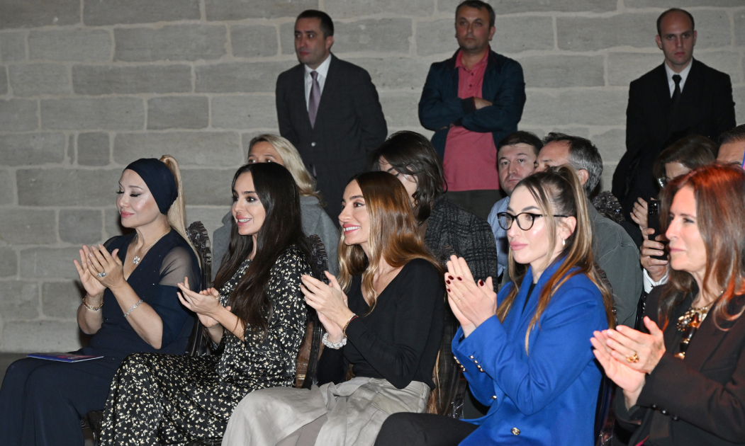 “The Secret of Water” pantomime performance presented at Stone Chronicle Museum (PHOTO)