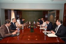 Azerbaijani parliament speaker meets with President of Arab Parliament (PHOTO)