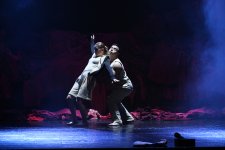 "How Much is Enough?" inclusive dance performance presented within "Art Weekend" (PHOTO)