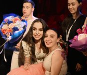 "How Much is Enough?" inclusive dance performance presented within "Art Weekend" (PHOTO)