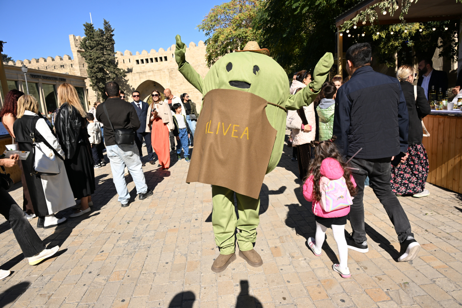 Olive Festival continues in Icherisheher (PHOTO)