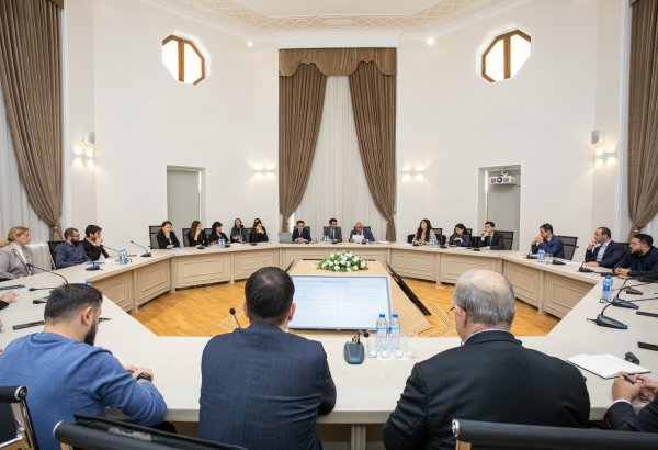 Azerbaijan sparks dialogue on energy audit at ministry briefing (PHOTO)