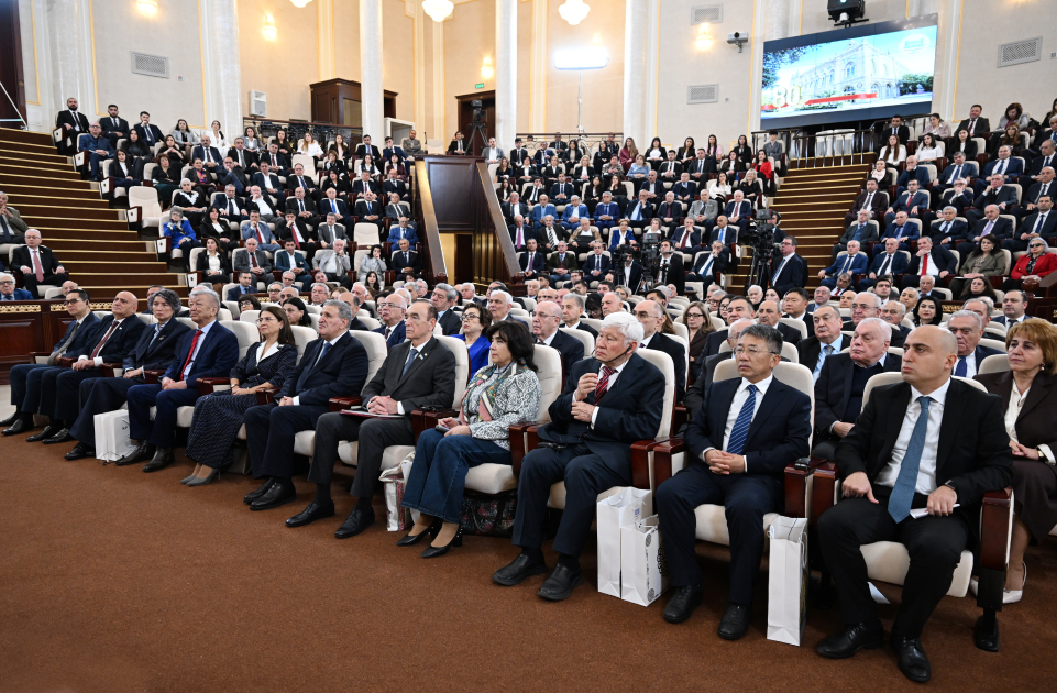 President Ilham Aliyev addresses conference dedicated to 80th anniversary of Azerbaijan National Academy of Sciences (PHOTO)