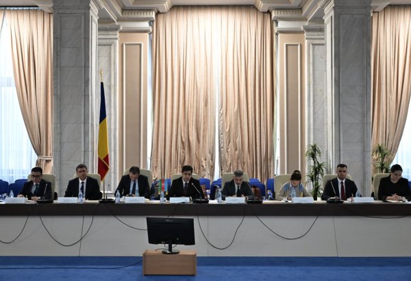 Azerbaijani delegation visits Chamber of Deputies of Romanian Parliament (PHOTO)