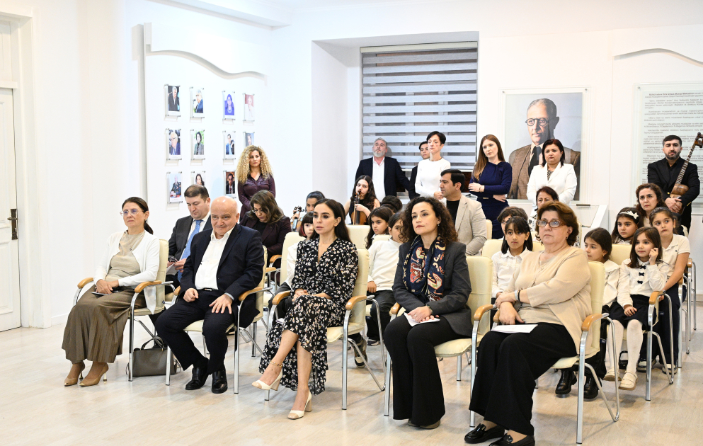 Heydar Aliyev Foundation VP Leyla Aliyeva visits Bulbul Secondary Specialized Music School (PHOTO)