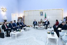 Azerbaijani FM meets with Speaker of Algerian Parliament (PHOTO)
