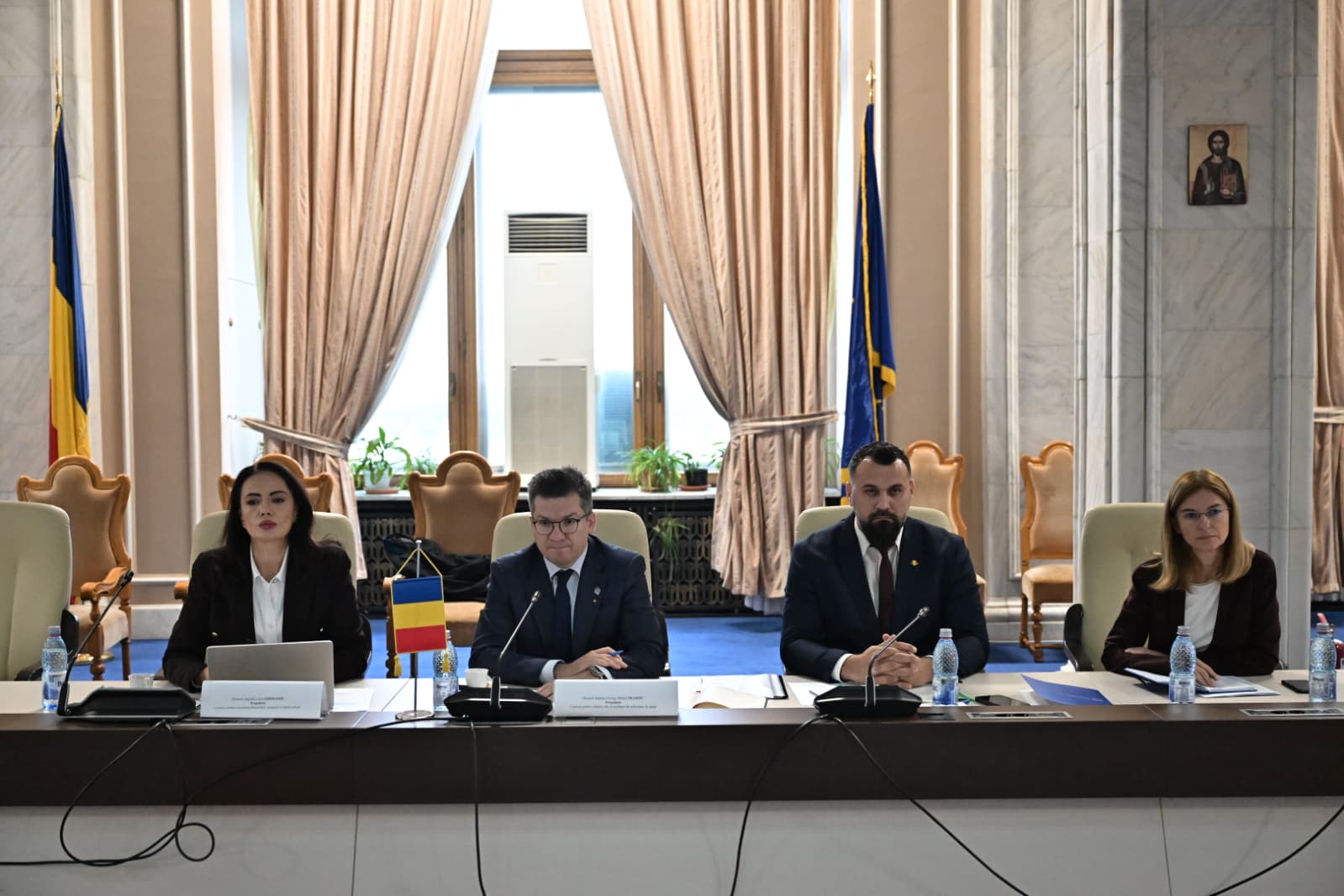 Azerbaijani delegation visits Chamber of Deputies of Romanian Parliament (PHOTO)