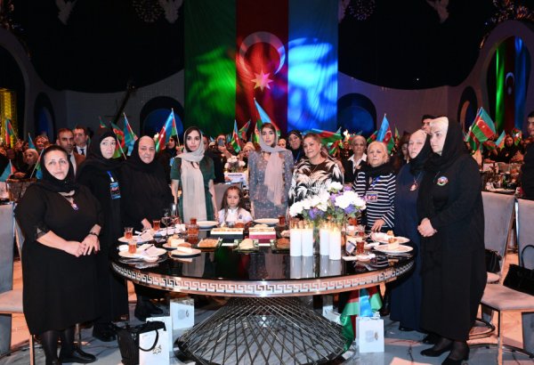 Event dedicated to 5th anniversary of Victory in Patriotic War marked with participation of martyrs’ mothers (PHOTO)