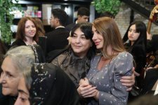 VP of Heydar Aliyev Foundation Leyla Aliyeva and Head of Baku Media Center Arzu Aliyeva attend “Joy of Victory” literary-musical evening at Baku Book Center (PHOTO)
