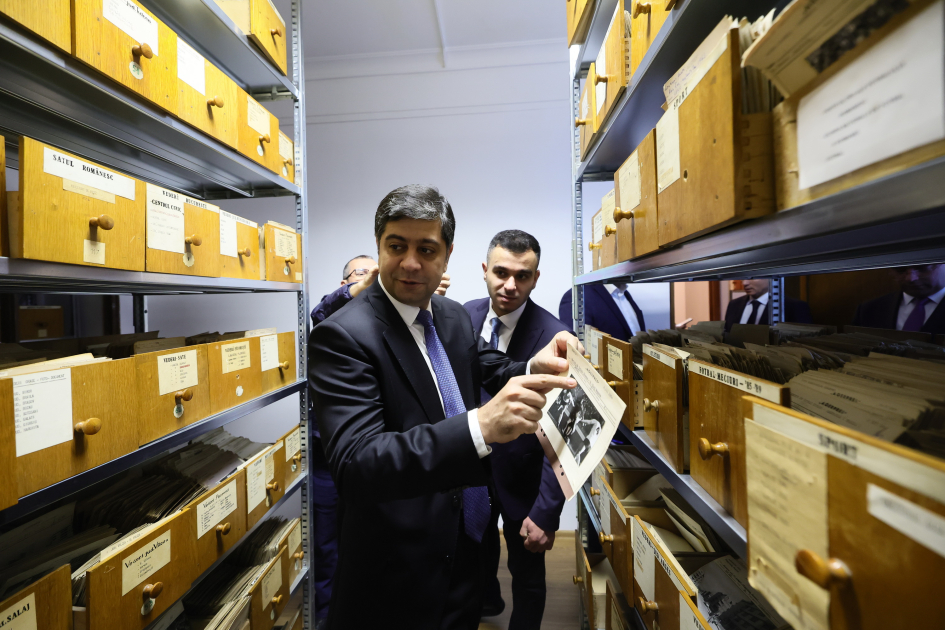 Azerbaijan, Romania deepen media partnership through national agencies (PHOTO)