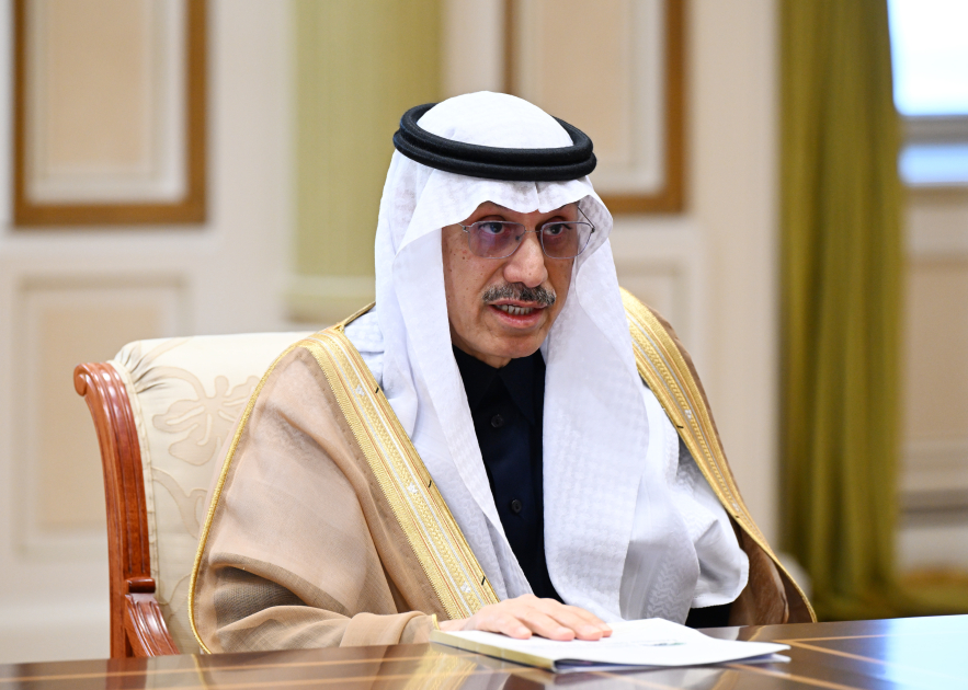 President Ilham Aliyev receives delegation of heads of member institutions of Arab Coordination Group (PHOTO/VIDEO)