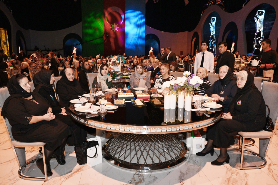 Event dedicated to 5th anniversary of Victory in Patriotic War marked with participation of martyrs’ mothers (PHOTO)