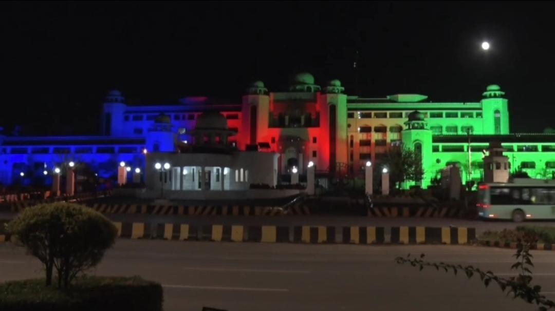 Islamabad landmarks illuminated in colors of Azerbaijani flag (VIDEO)
