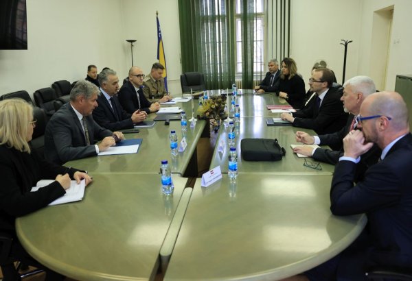 Bosnia, Austria discuss cooperation under “Graz-Krems” defense format (PHOTO)