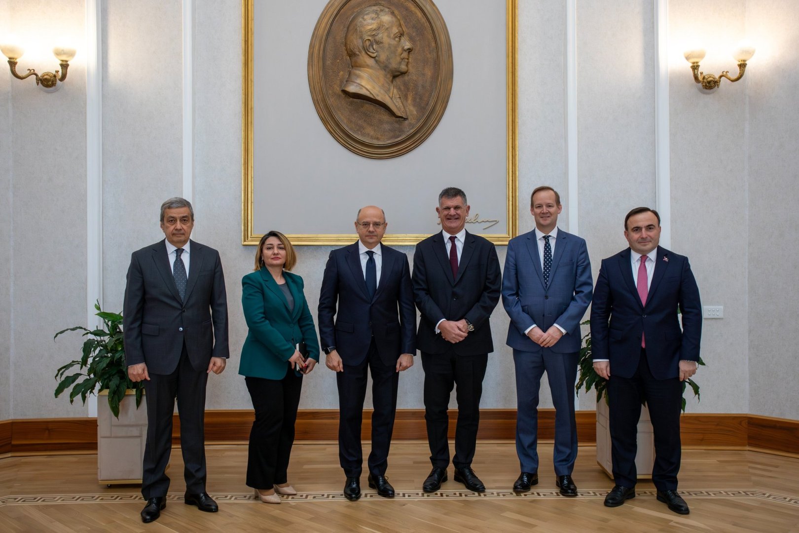 Azerbaijan, bp focus on strengthening partnership on green energy projects