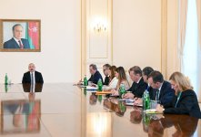 President Ilham Aliyev receives NATO delegation (PHOTO/VIDEO)