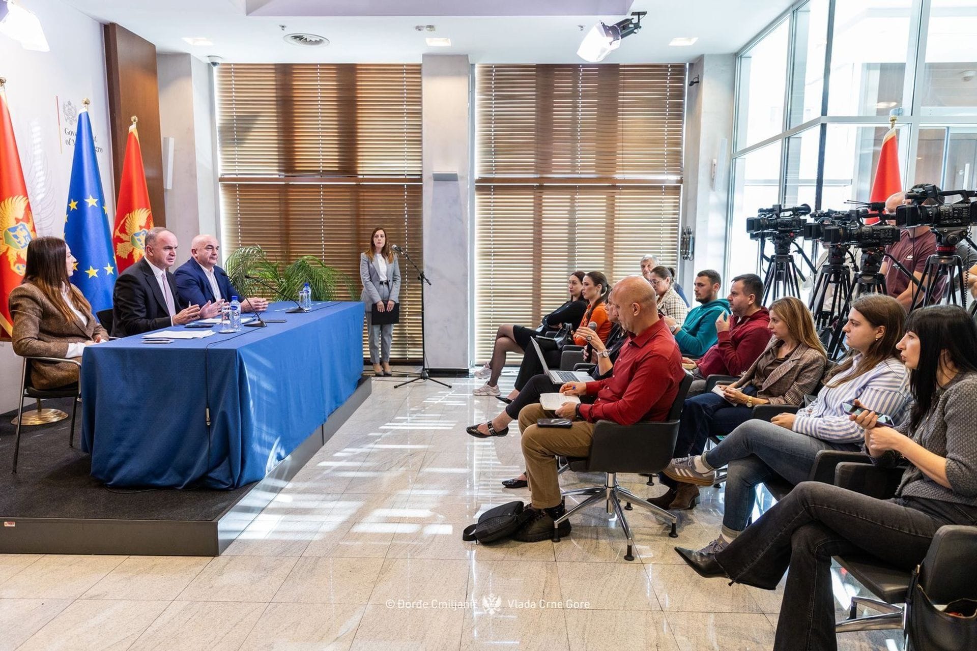 Montenegro introduces temporary price limits on essential products (PHOTO)