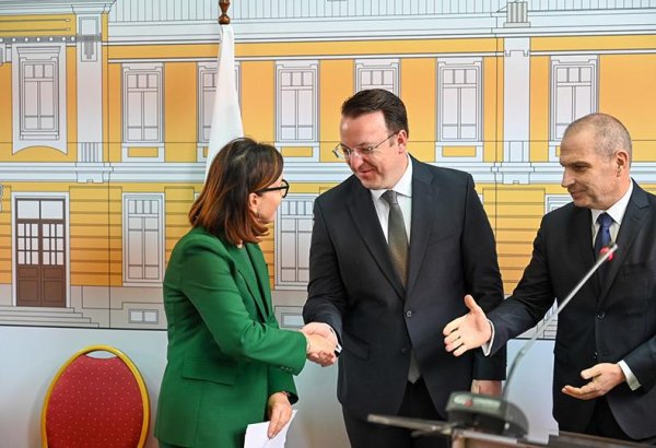 Bulgaria, North Macedonia sign deal on cross-border railway tunnel