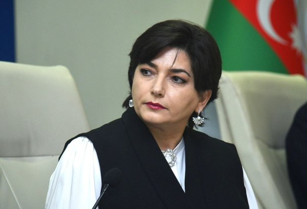 Azerbaijani media official calls out use of foreign words in native language